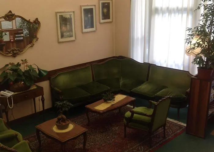 ロンドン ホテル 2*