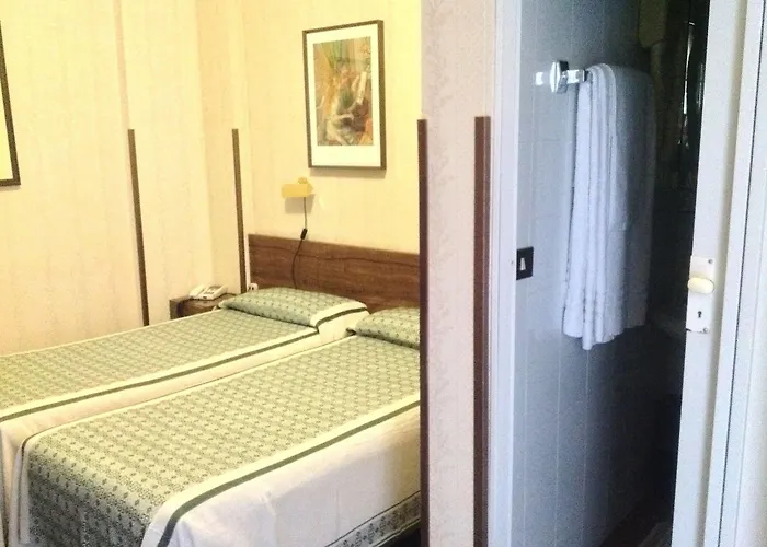 ロンドン ホテル 2*